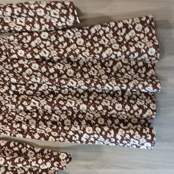 NWT ONEYIM Brown Floral Mini Dress Size: Medium - Picture 10 of 12